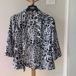 Chico’s black and white blouse